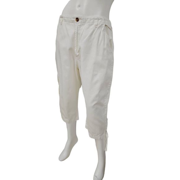 Fashion Bug White Capris - Picture 3 of 11